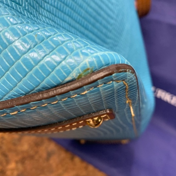 Dooney & Bourke Embossed Lizard Hobo EUC - Picture 4 of 7